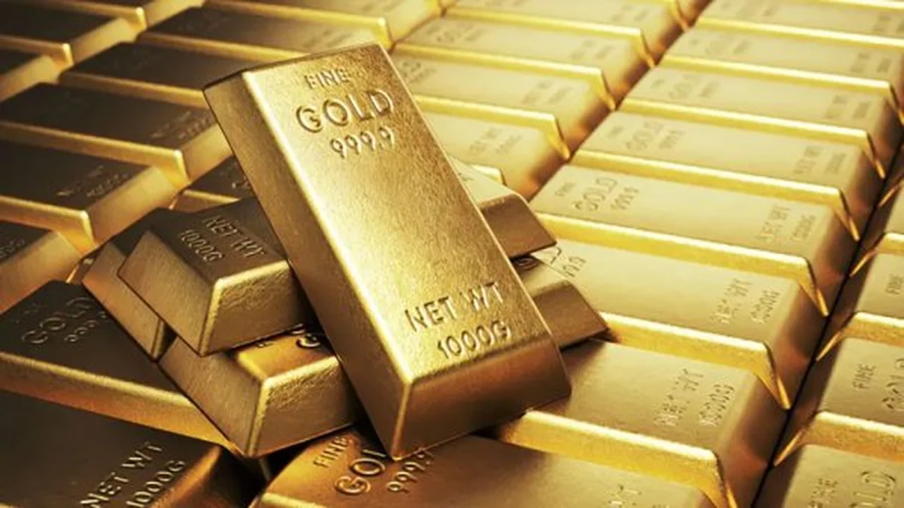 هبوط حاد بالأسواق.. أسعار الذهب تتراجع دون 4900 دولار والفضة تخسر 22% من قيمتها
